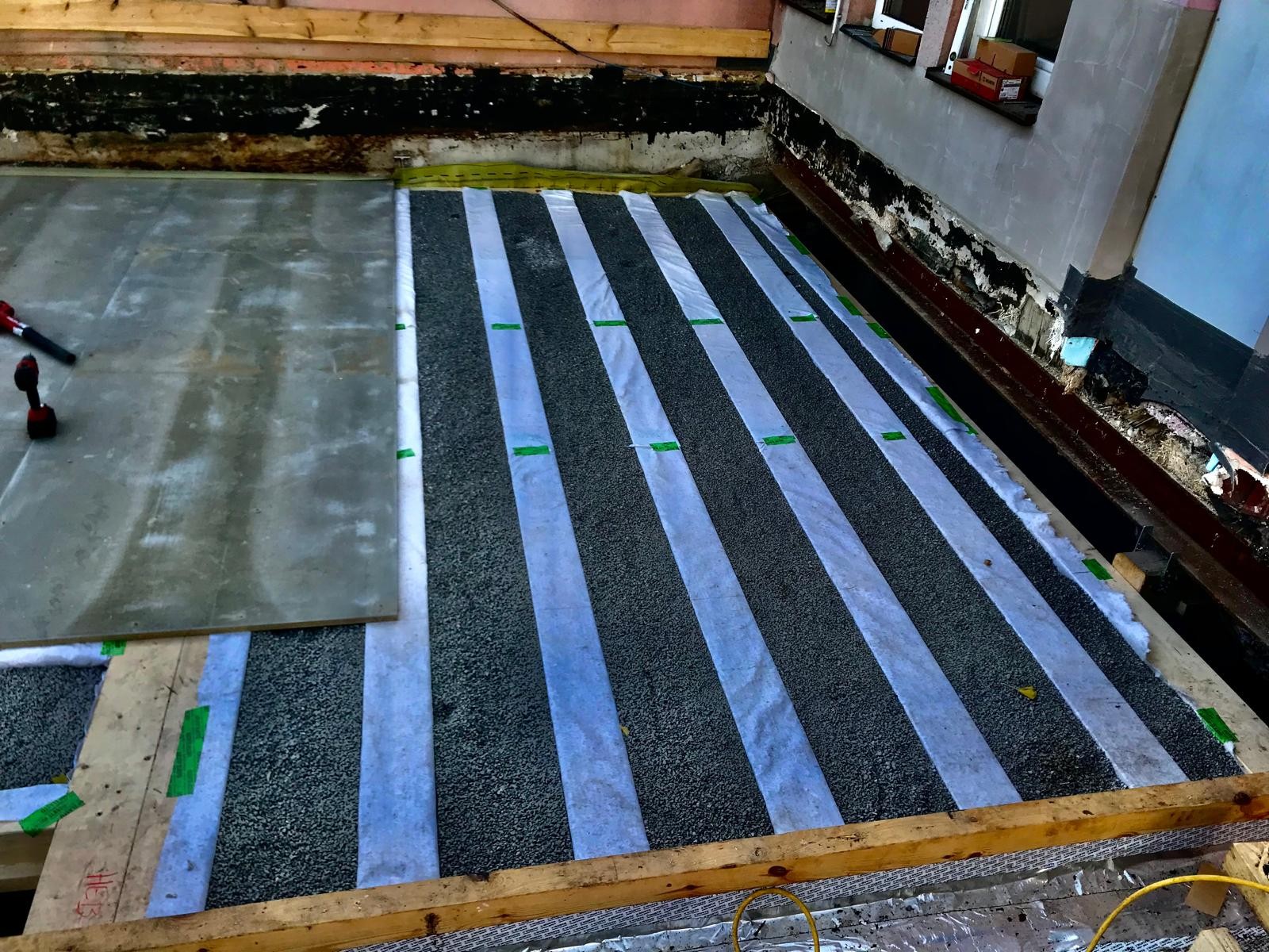 Wohnungssanierung Angerzellgasse Innsbruck – Holzdecken & Trockenestrich